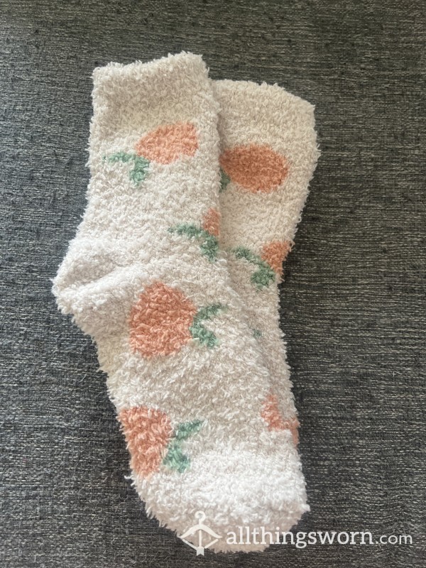 Peach Fuzzy Socks🍑