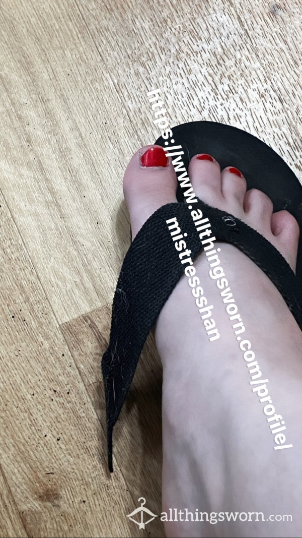 🔥📸🔥 Photo Set- Busted FlipFlops 🔥📸🔥