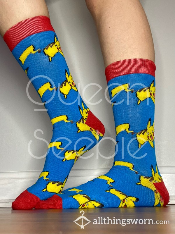 Pikachu Calf Socks🔥