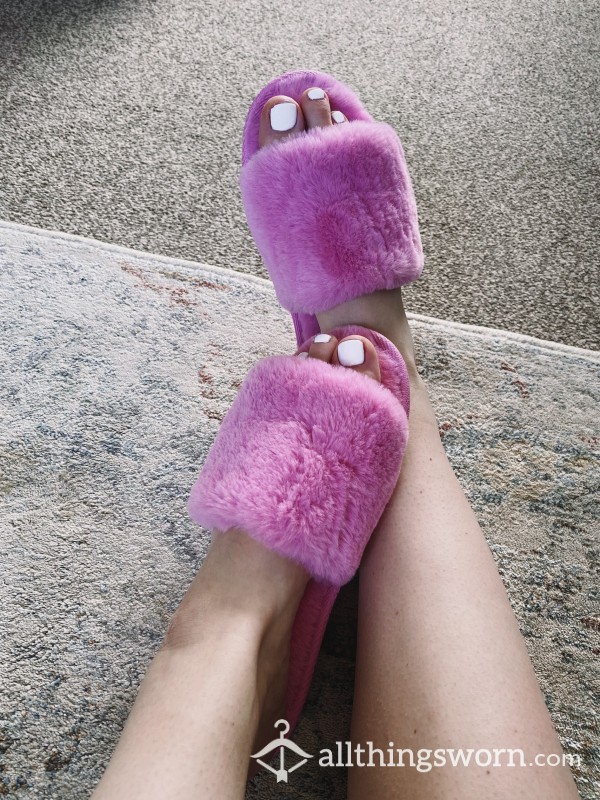 Pink Fluffy Slippers