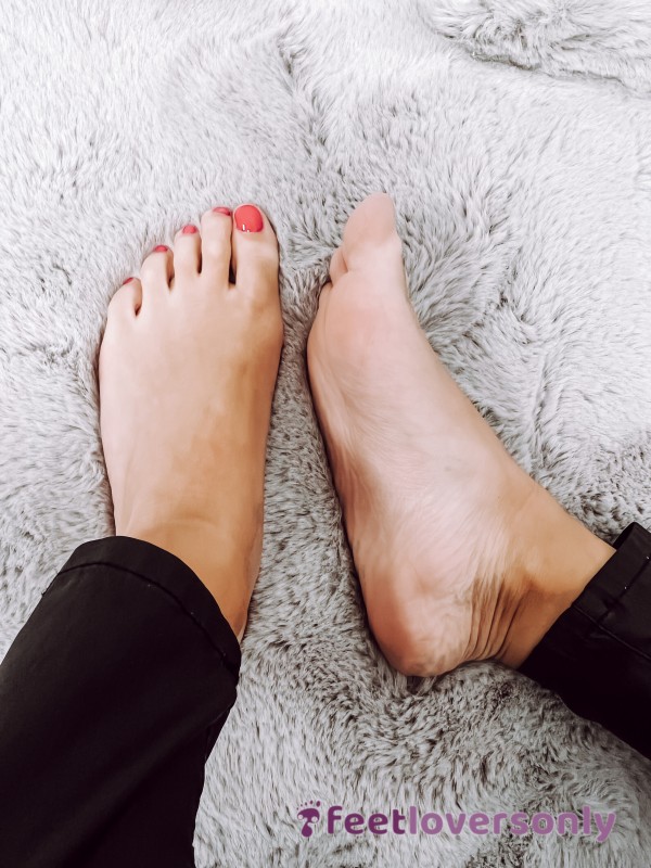 Pink Toes