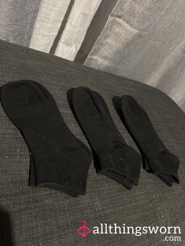 🖤PLAIN BLACK ANKLE SOCKS🖤 (READ DESCRIPTION!)