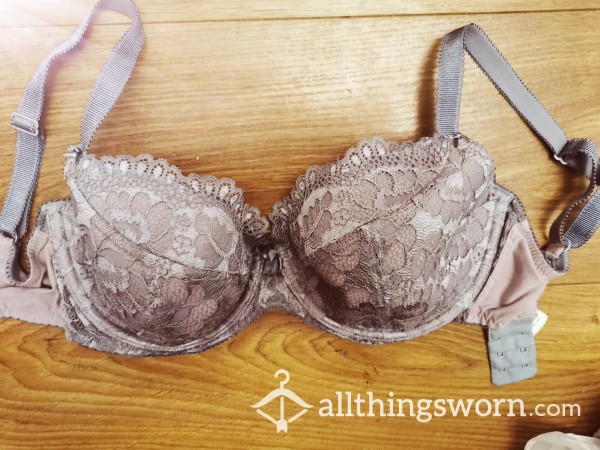 Well Worn Grey Underwire Padded Bra 34DD, Full Of My S**y Scent 🔥🔥 £20