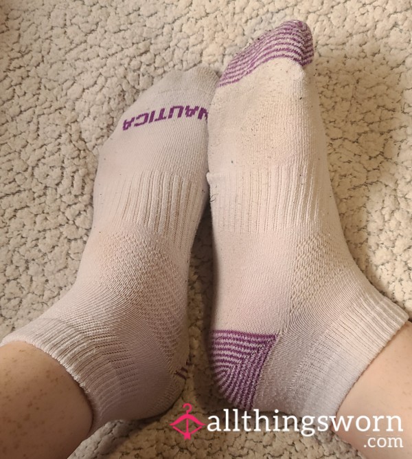 Purple Or Blue Nautica Above Ankle Socks - Smelly & Dirty