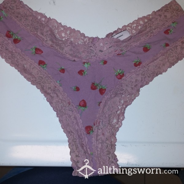 Purple Strawberry Vs XL S**y Panty