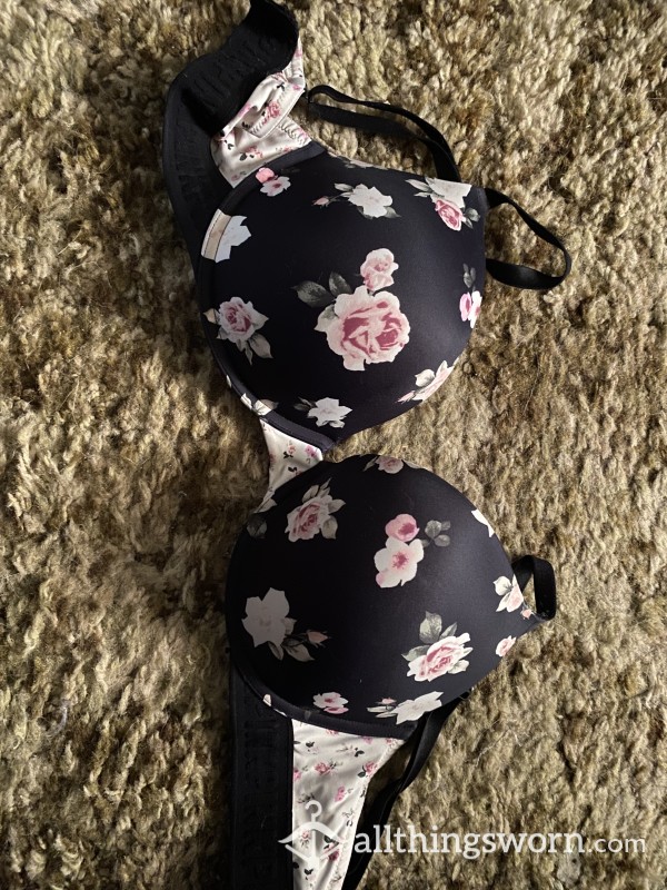 VS/Pink Push Up Bra