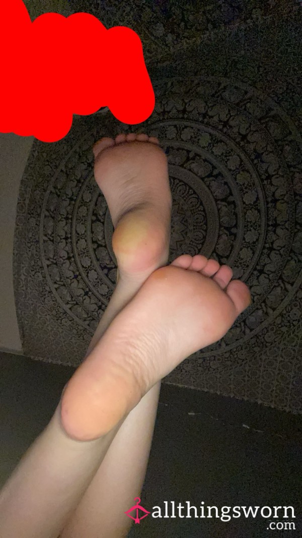 Random Old/recent Feet Pictures