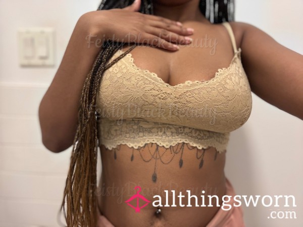 Ready2Ship Small-Medium Cream Lace Bralette (Ebony, Bra, Natural B**bs, Natural T*ts, Perky T*ts, Bralette)