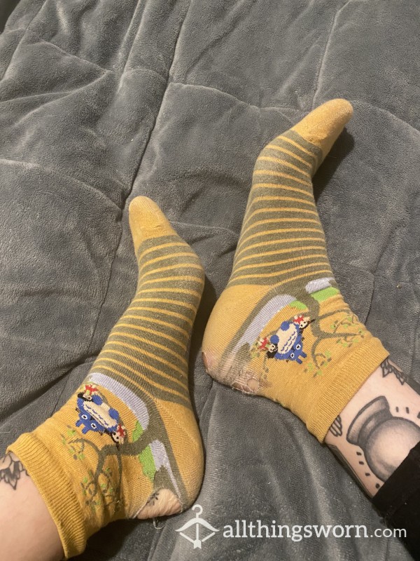 Really Well Worn Anime Socks⭐️