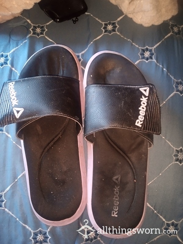 Reebok  House Slippers