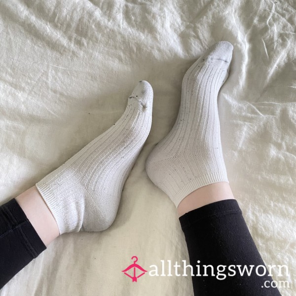 Ribbed White Cotton Ankle Socks