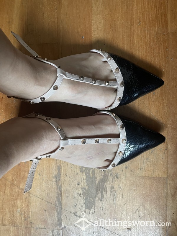 S**iest Studded Flats So So Worn