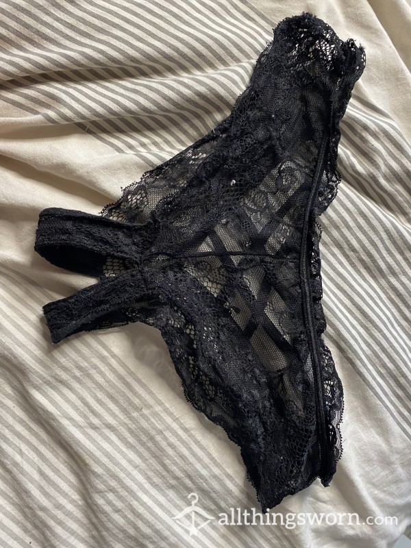 S**y Black Lace Crotchless