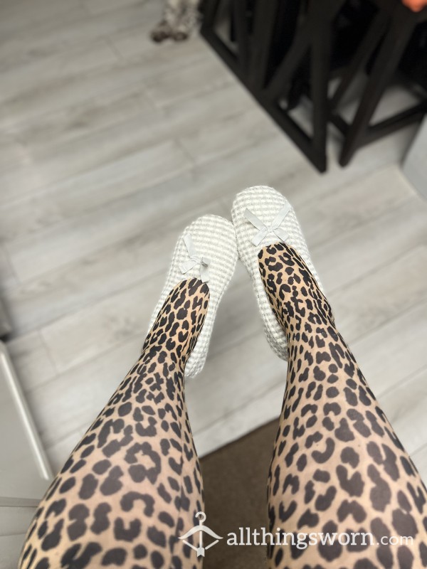 S**y Cheetah Stockings