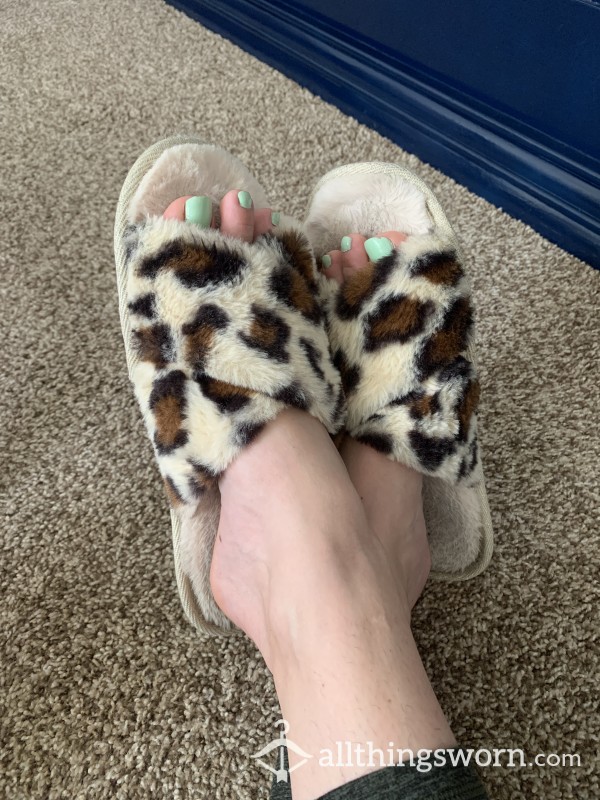 S**y Cheetah Print Slippers