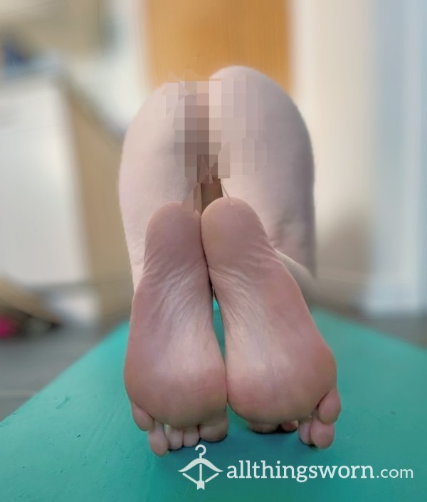 S**y Feet Pictures