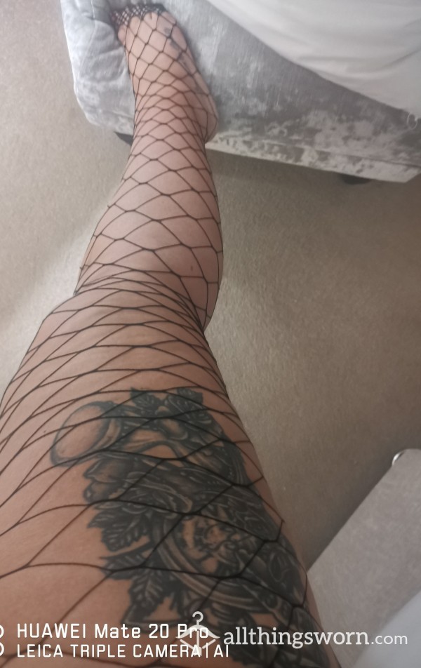 S**y Fishnets