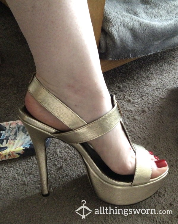 S**y Gold Strappy Heels Size 6 - Worn On A Few Messy Nights Out!