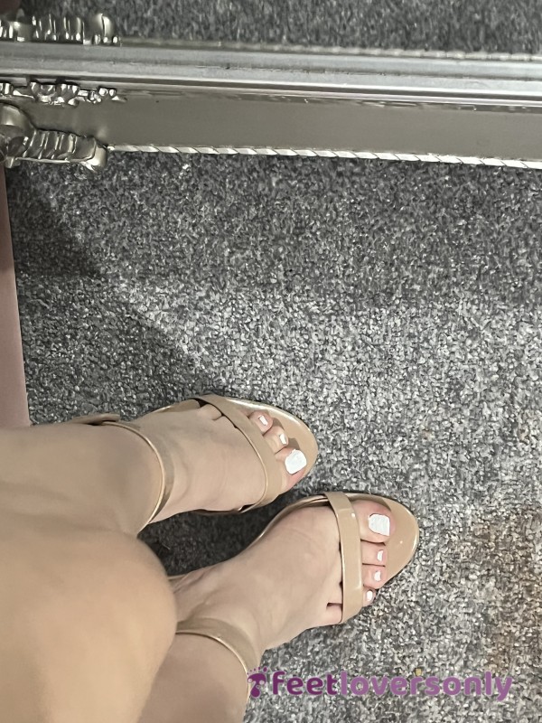 S**y Nude Heels