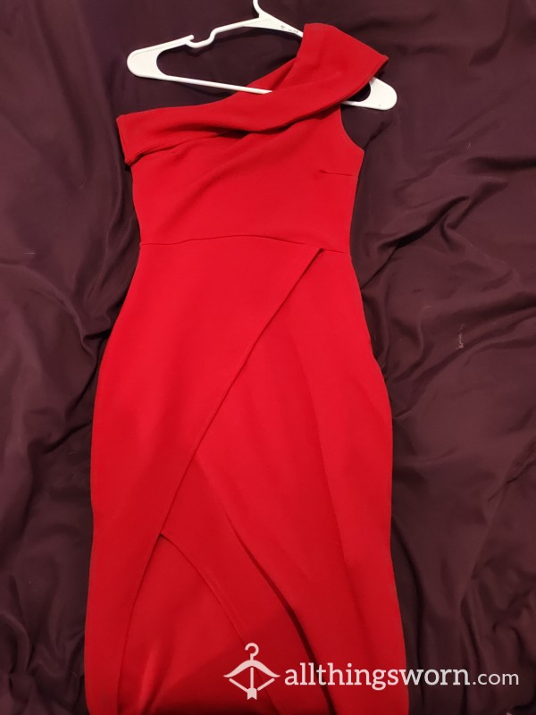 S**y Red Dress