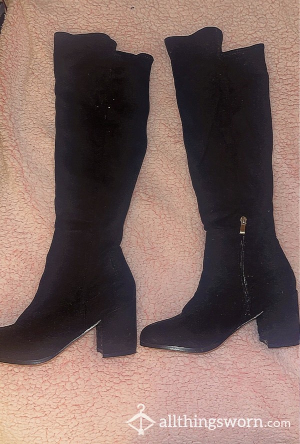 S**y Worn Suede Knee-high Boots 💦