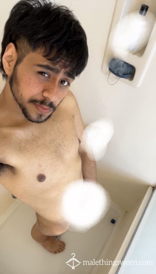 Short Teaser - Shower Di**o Play