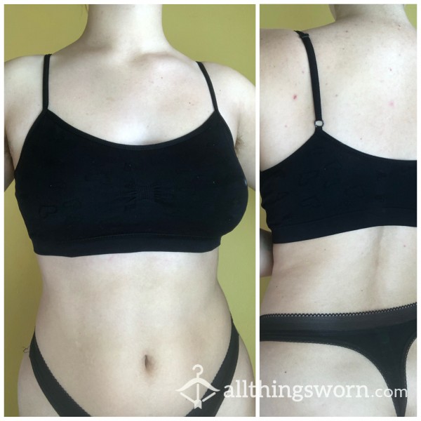 Simple Black Sports Bra