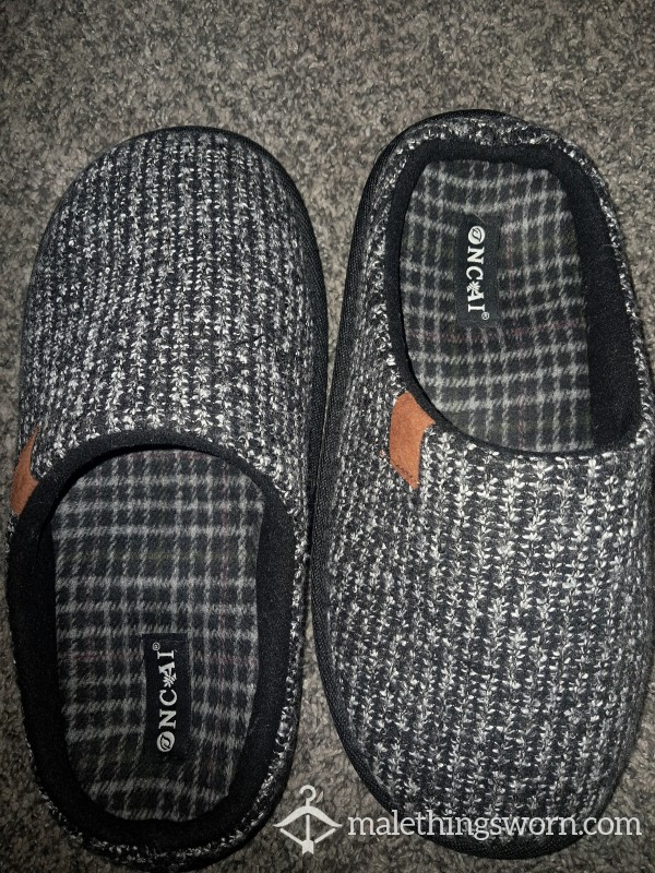 Size 10 Oncai House Shoes