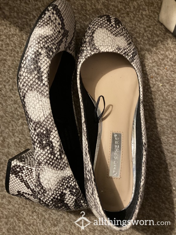 Size 4 Snakeskin Block Heels