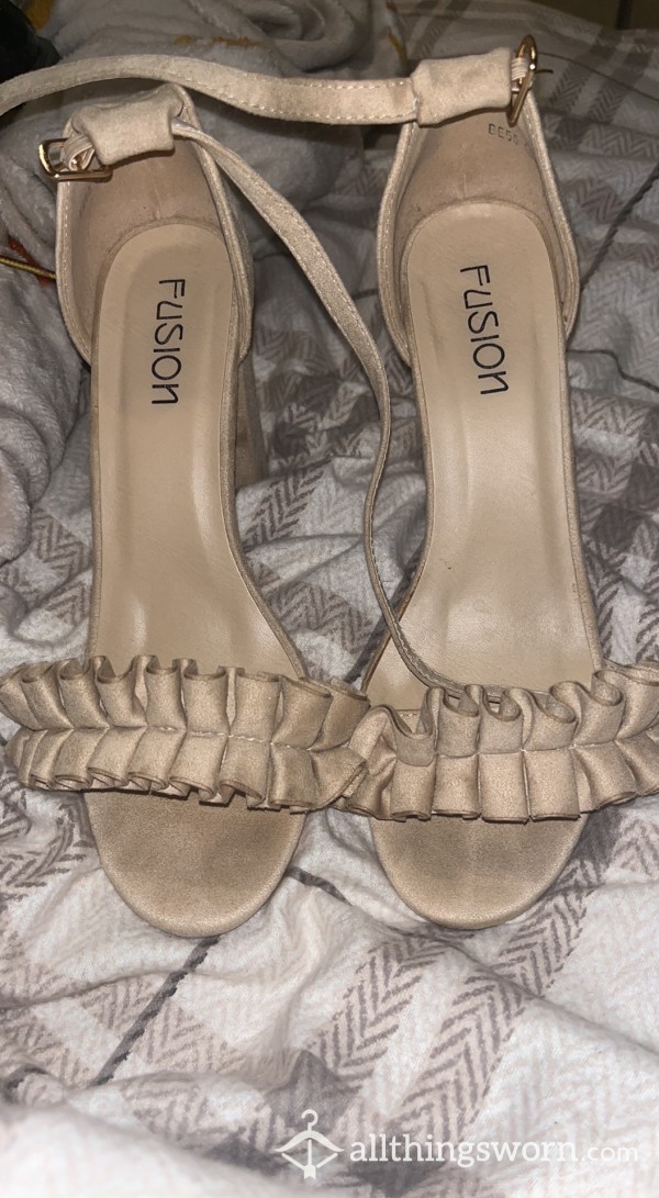 Size 5 Nude Heels