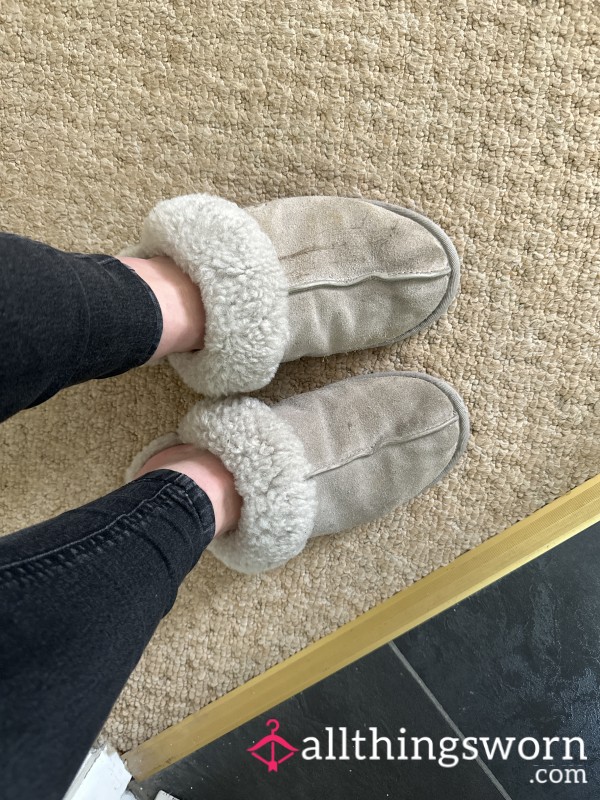 Size 7 Feet In Slippers