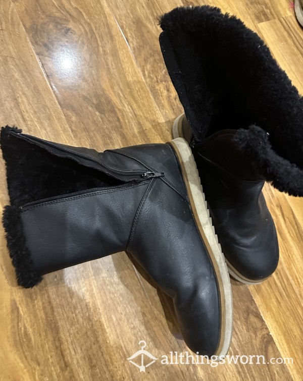 Smelly Black Winter Boots - Heavily Worn