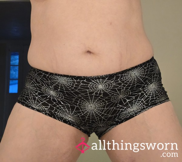 🕸️SOLD!! On SALE For Quick Buy: Sp**ky Spiderweb Boyshorts!🖤