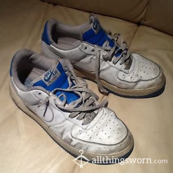 STINKY OLD NIKES