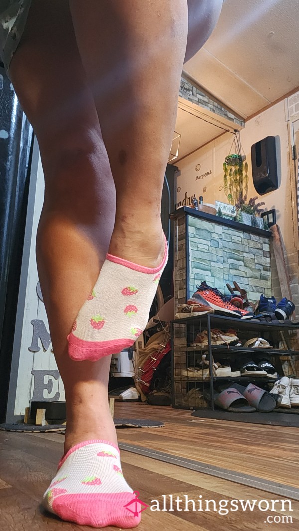 Strawberry No Show Socks Or  Solid Pink