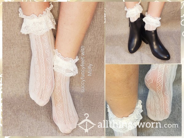 Stretchy, White Ruffled Heart Lace Socks - So Sweet And Pure