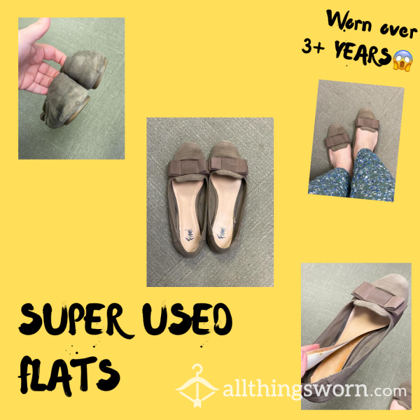 SUPER WORN FOR YEARS VELVETY FLATS