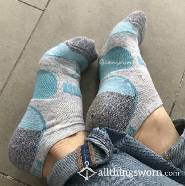 Sweaty Socks 💦