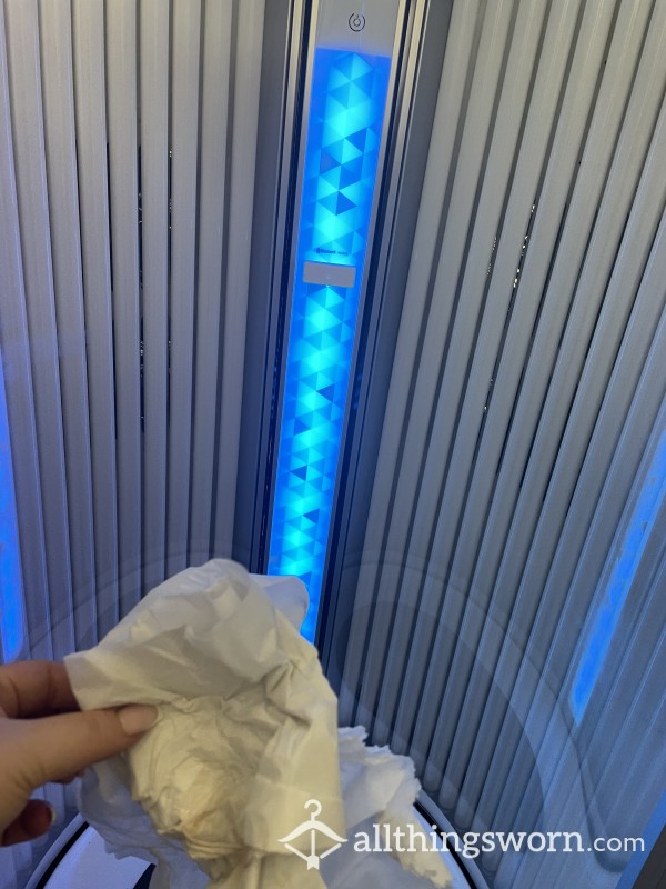 Sweaty Sunbed Tissue