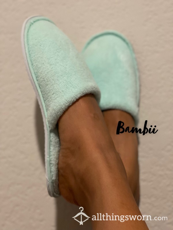 Teal Feet