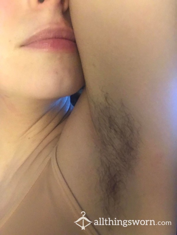 💈Thick Italian Armpit Hair Trimmings (Post Work-Out)- From S**y Working Professional 💈