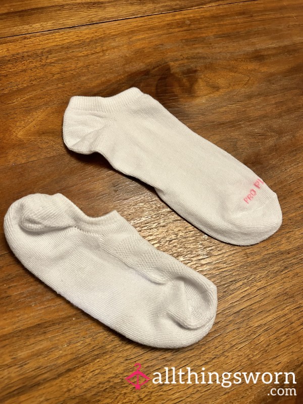 Thin White Ankle Socks