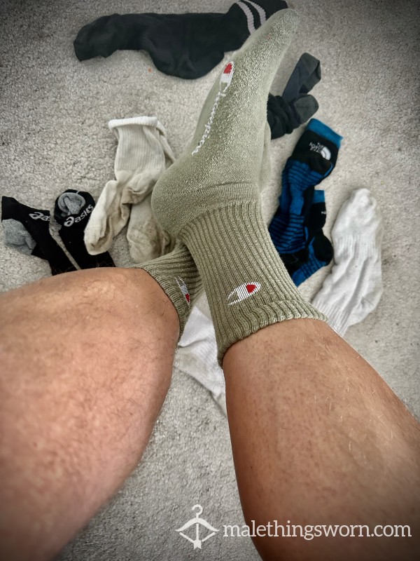 THUCKIN’ SKUNKIN’ LINE OF DUTY CHAMPION KHAKI LONG SOCKS 🧦 🧦 SWEAT MAN SCENT SKUNKED 💧💧💧👅 🧦🧦🥾 📦 🤪✅