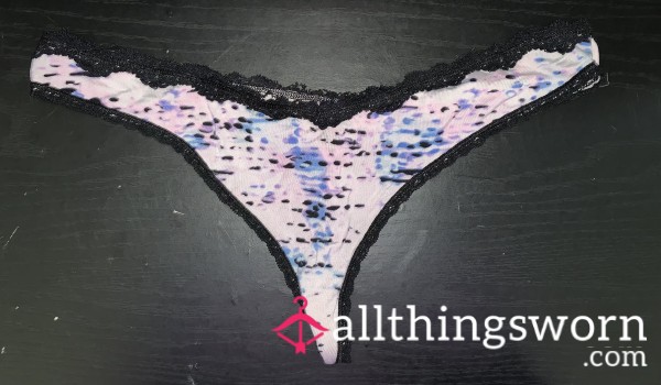 Tie-Dye Black Laced Trim Thong