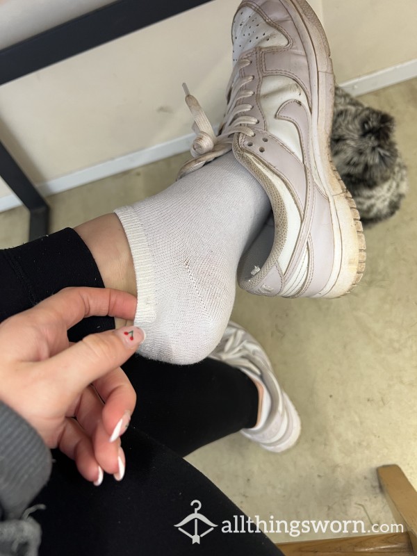 Todays White Trainer Socks