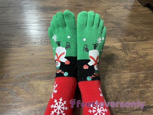 🧦💋 Toe-Tingling Temptation: Toe Socks For A Flirtatious Twist! 💋🧦