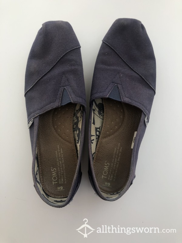 🥿 TOMS - Blue Flats From High School 🥿