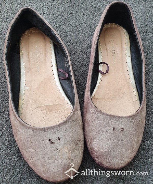 Totally Trashed Black Ballerina Flats!