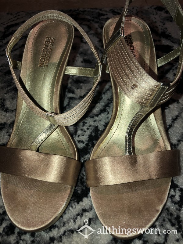 Trashed Kenneth Cole Gold High Heels. Satin!