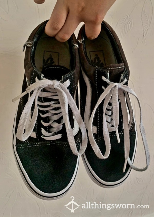 Trashed Vans Size 6